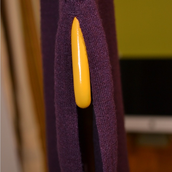 Wilfred Free casual sleeveless top. Great for layering or on its own. - Picture 3 of 9